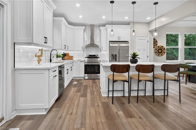 993 Pitchkettle RD, Suffolk, VA 23434