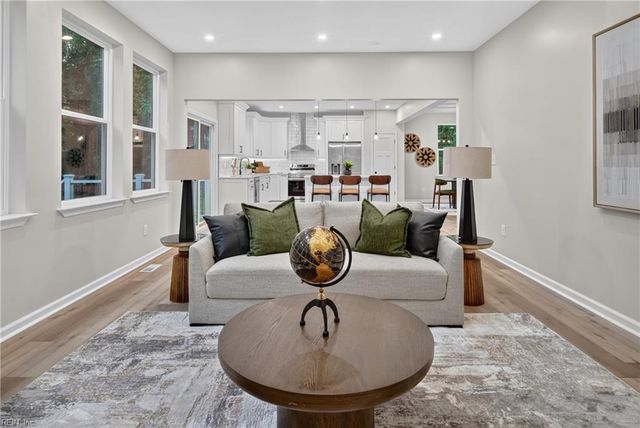 993 Pitchkettle RD, Suffolk, VA 23434