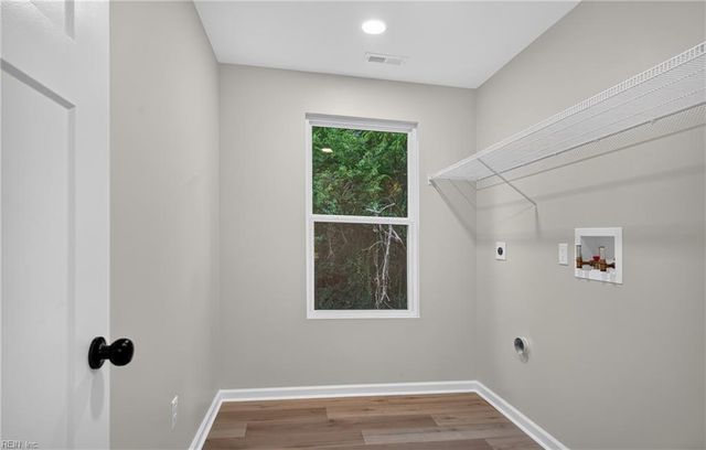 993 Pitchkettle RD, Suffolk, VA 23434
