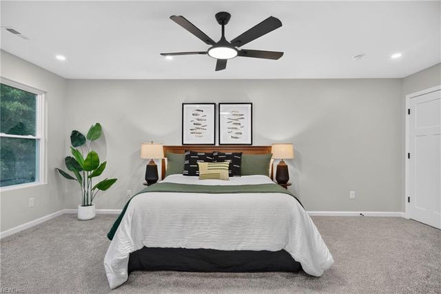 993 Pitchkettle RD, Suffolk, VA 23434