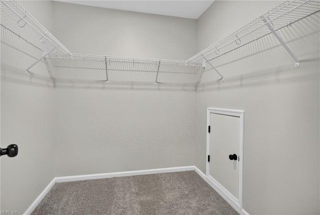 993 Pitchkettle RD, Suffolk, VA 23434