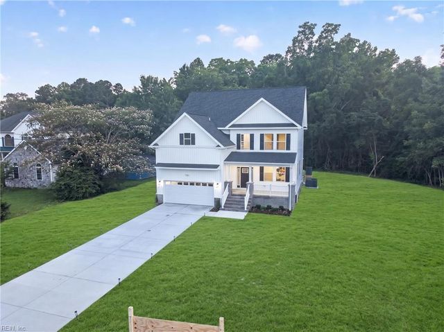 993 Pitchkettle RD, Suffolk, VA 23434