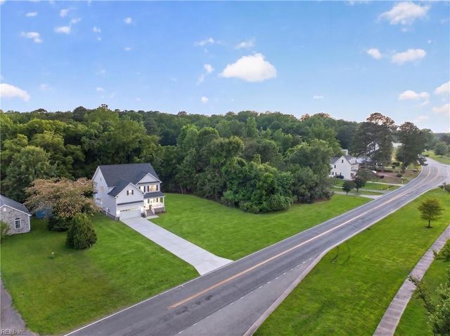 993 Pitchkettle RD, Suffolk, VA 23434