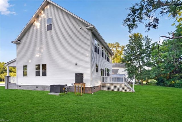 993 Pitchkettle RD, Suffolk, VA 23434