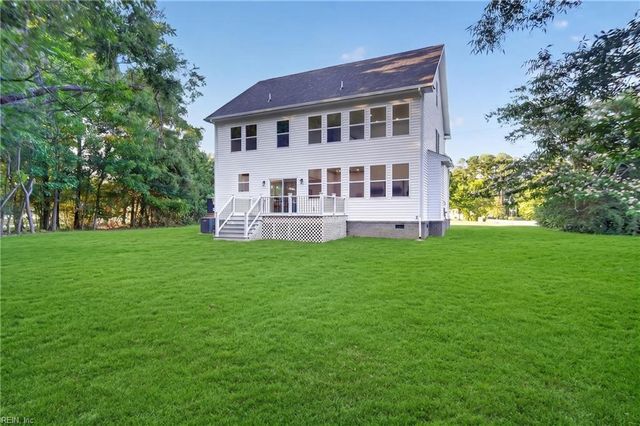 993 Pitchkettle RD, Suffolk, VA 23434