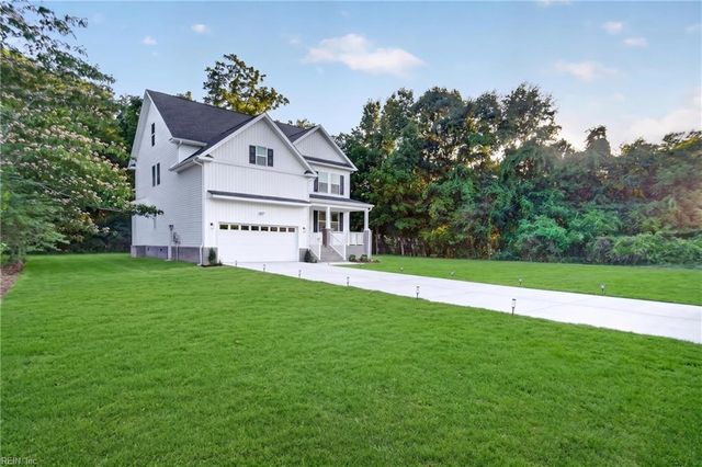993 Pitchkettle RD, Suffolk, VA 23434