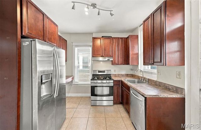 2256 Yale Avenue, Maplewood, MO 63143
