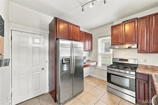 2256 Yale Avenue, Maplewood, MO 63143