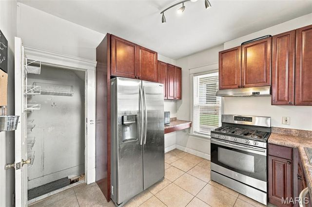 2256 Yale Avenue, Maplewood, MO 63143