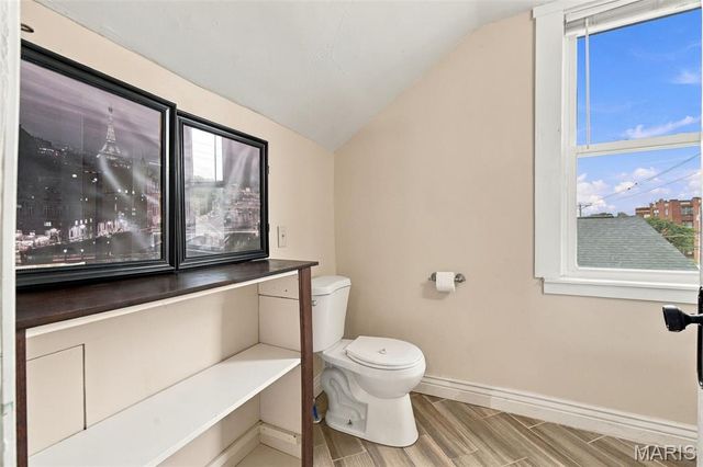 2256 Yale Avenue, Maplewood, MO 63143