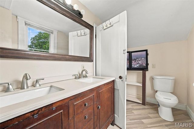 2256 Yale Avenue, Maplewood, MO 63143