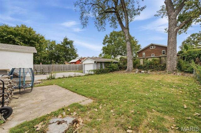 2256 Yale Avenue, Maplewood, MO 63143