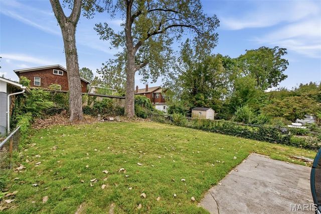 2256 Yale Avenue, Maplewood, MO 63143