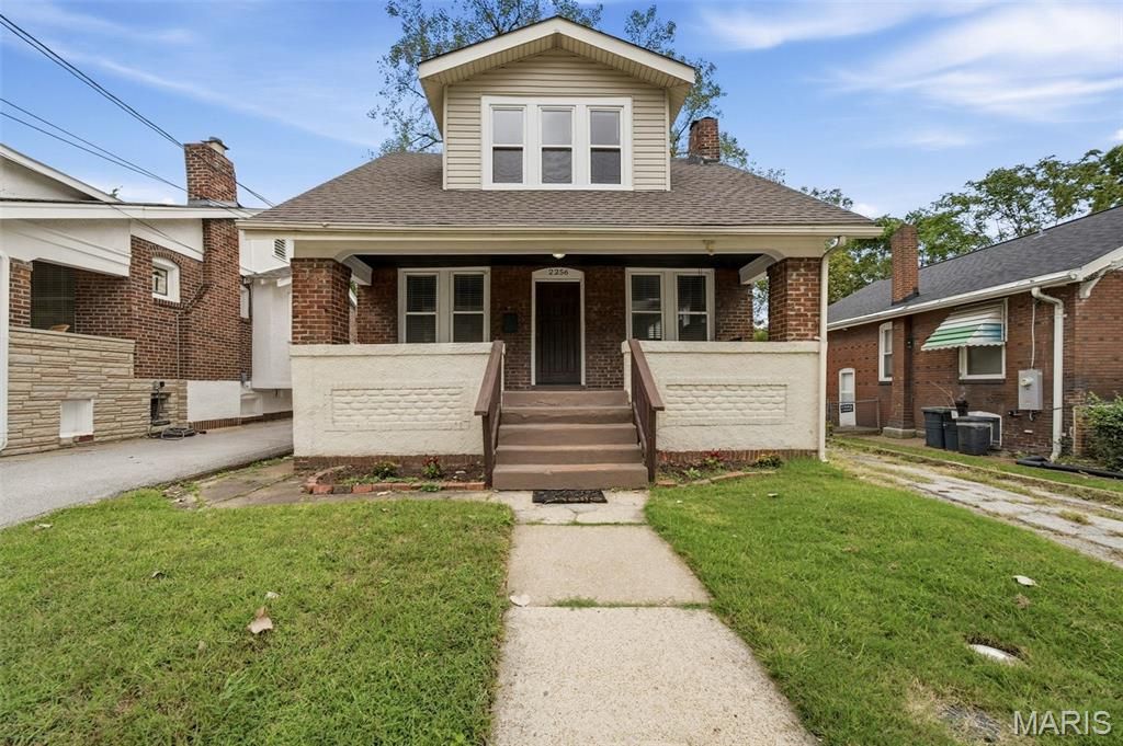 2256 Yale Avenue, Maplewood, MO 63143