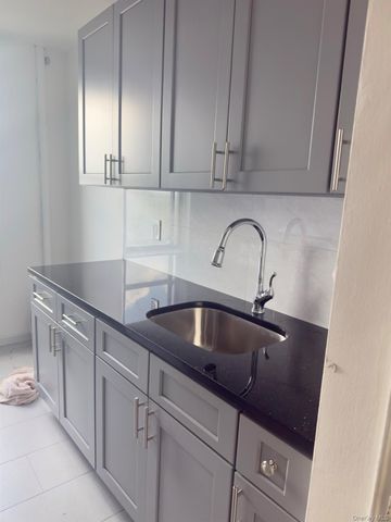 149-43 35Th Ave 6Fl, Flushing, NY 11354
