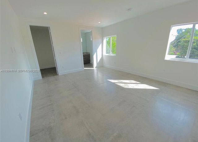 3653 SW 25th St 3653, Miami, FL 33133