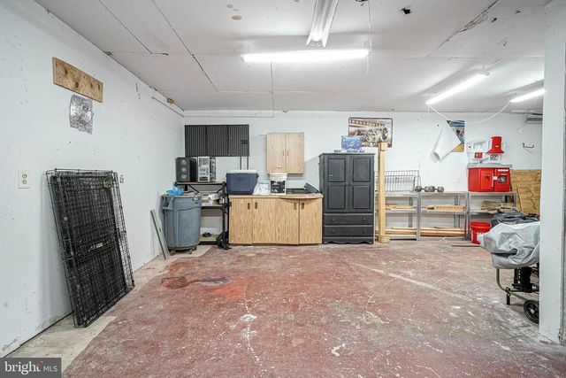 3 E BEACH RD, Williamstown, NJ 08094