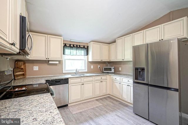 3 E BEACH RD, Williamstown, NJ 08094
