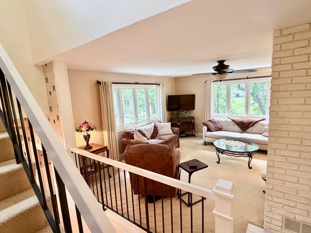 850 Winthrop Street S, Saint Paul, MN 55119