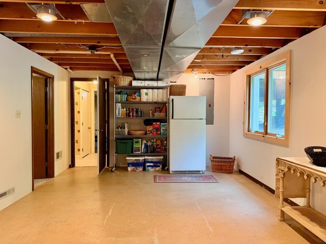 850 Winthrop Street S, Saint Paul, MN 55119