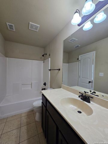 1141 BROWN ROCK DR, New Braunfels, TX 78130