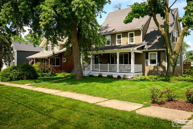331 E Indiana Street, Wheaton, IL 60187