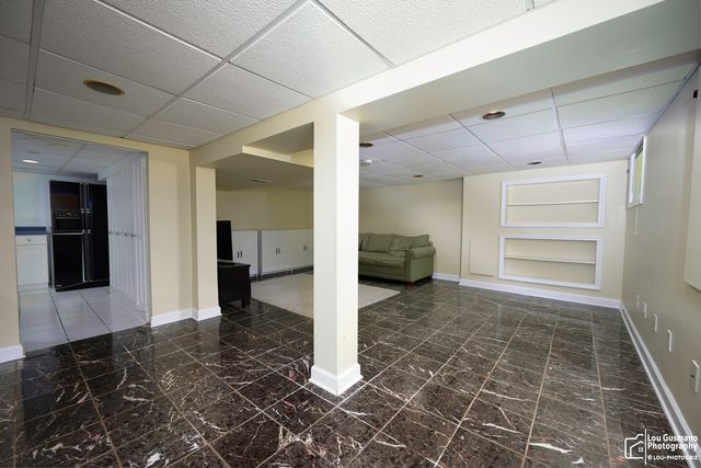 331 E Indiana Street, Wheaton, IL 60187