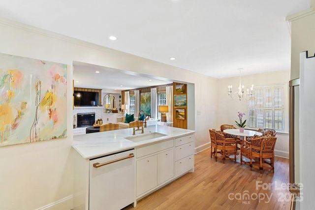 614 Ellsworth Road, Charlotte, NC 28211