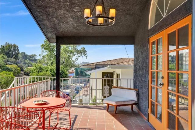 4265 Yosemite, Los Angeles, CA 90065