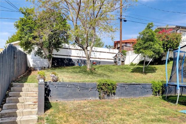 4265 Yosemite, Los Angeles, CA 90065