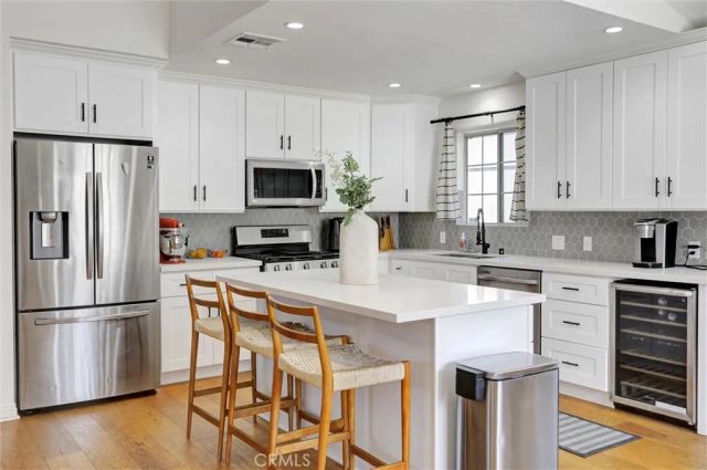 4265 Yosemite, Los Angeles, CA 90065
