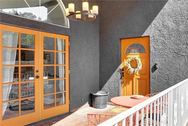 4265 Yosemite, Los Angeles, CA 90065