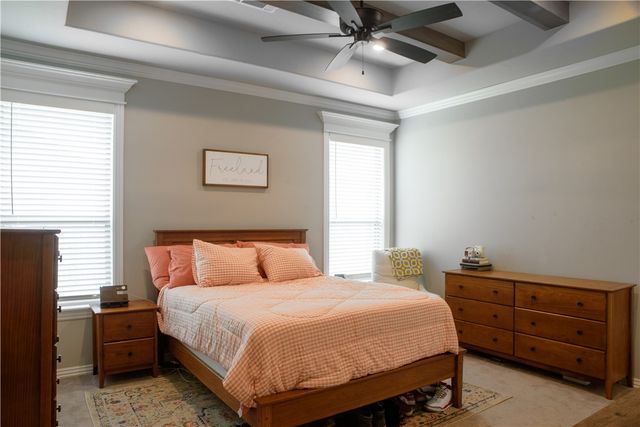 5805 SW Macasin Avenue, Bentonville, AR 72713