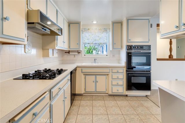 5150 Leon Court, Riverside, CA 92505
