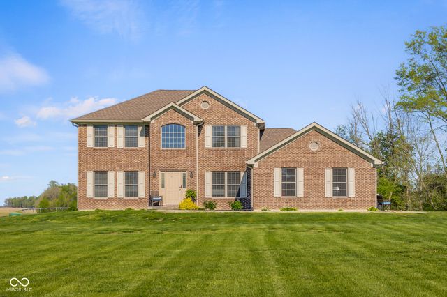 11005 N County Road 425 E, Hope, IN 47246