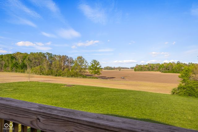 11005 N County Road 425 E, Hope, IN 47246