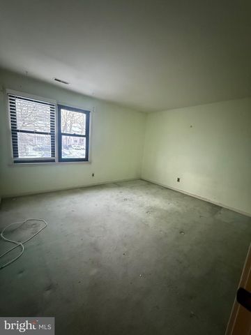 611 JAEGER CT, Sicklerville, NJ 08081