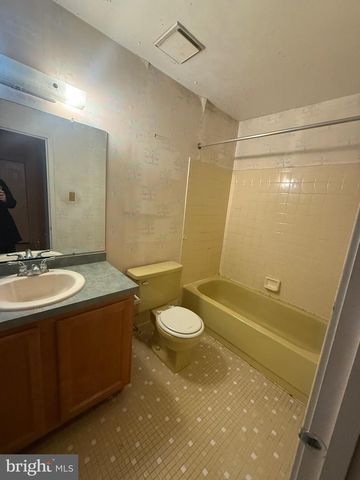 611 JAEGER CT, Sicklerville, NJ 08081