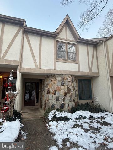 611 JAEGER CT, Sicklerville, NJ 08081