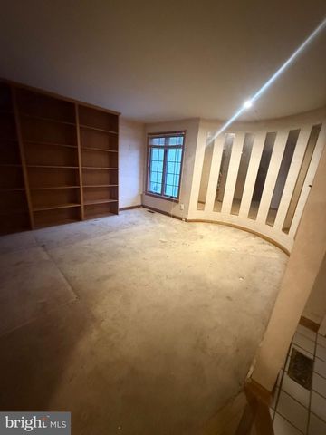 611 JAEGER CT, Sicklerville, NJ 08081