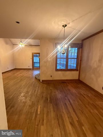 611 JAEGER CT, Sicklerville, NJ 08081