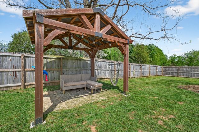348 Burley St, Sparta, TN 38583