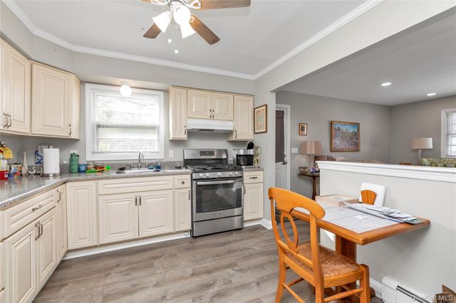 26 Lancaster Road, Island Park, NY 11558