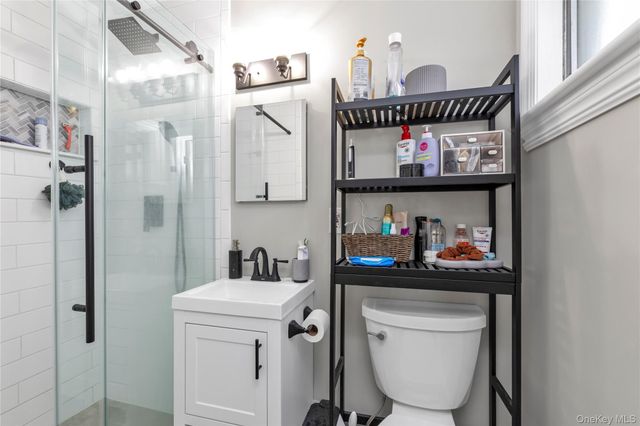 26 Lancaster Road, Island Park, NY 11558