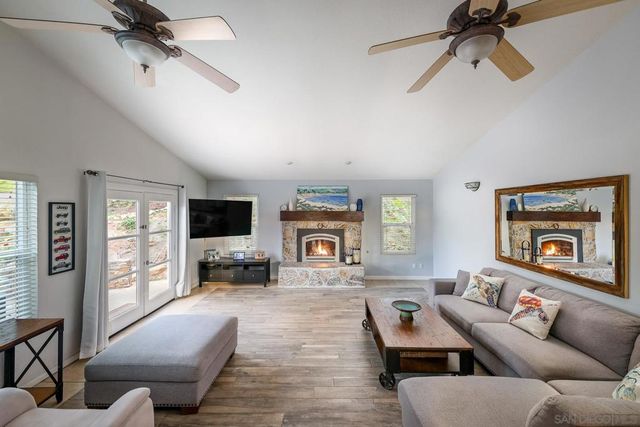 30073 Alta Mira Ln, Valley Center, CA 92082