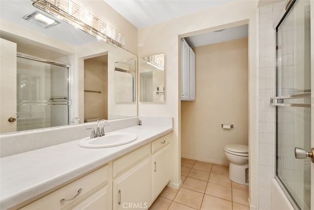 881 Via Mendoza D, Laguna Woods, CA 92637