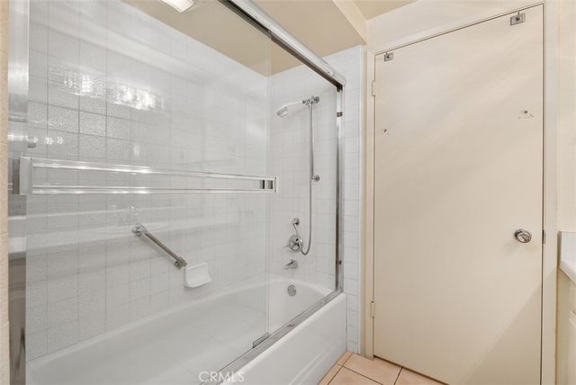 881 Via Mendoza D, Laguna Woods, CA 92637