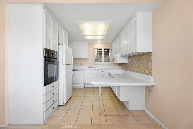 881 Via Mendoza D, Laguna Woods, CA 92637
