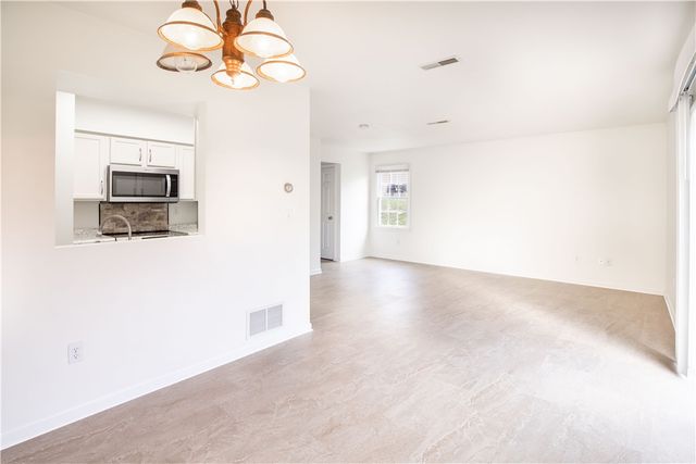 206 Stoneridge Blvd, City Of But Nw, PA 16001