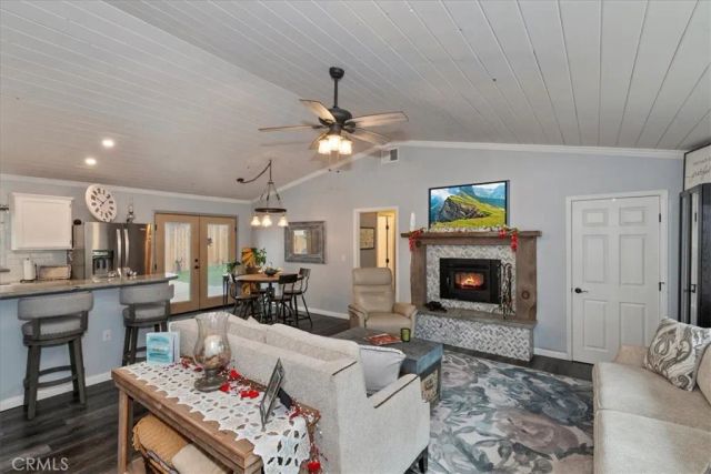 399 Crater Lake, Big Bear Lake, CA 92315